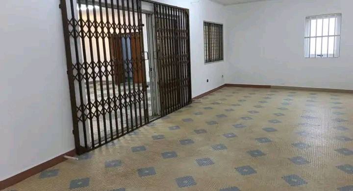 A louer Bureau à Haie Vive Cotonou