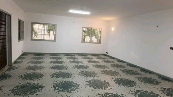 A louer Bureau à Haie Vive Cotonou