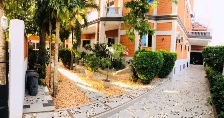 A louer villa meublée à Arconville dans Calavi