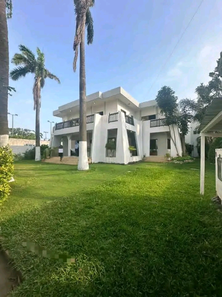 Villa meublée à louer quartier Jack Akpakpa